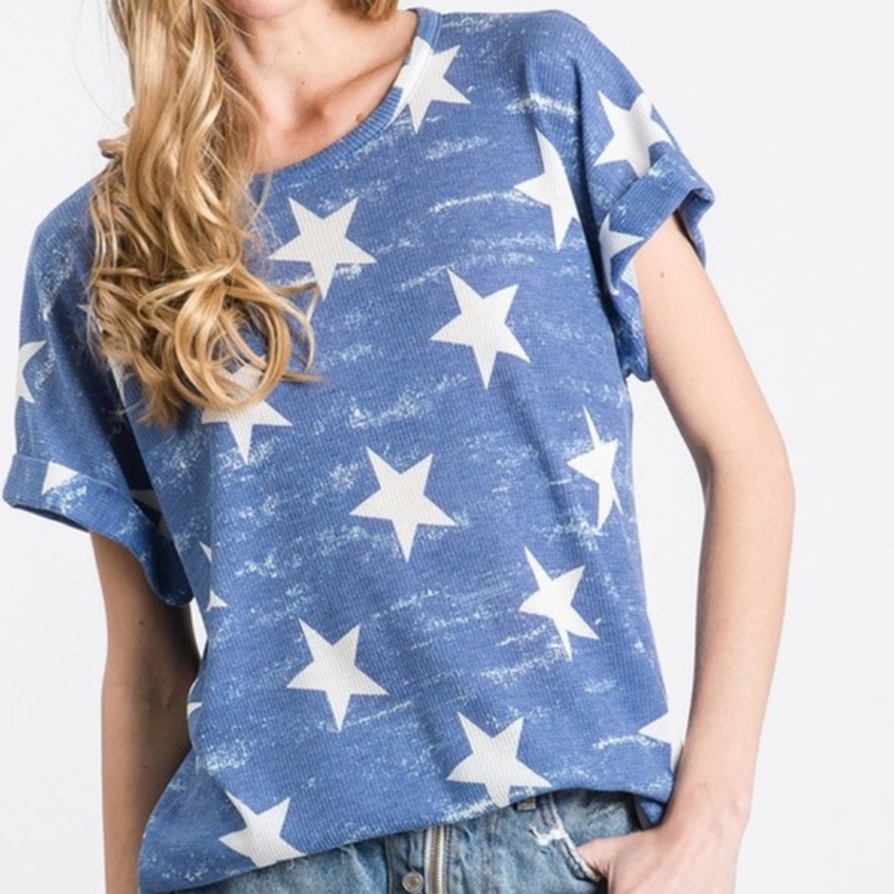 💙STAR PRINT ⭐️ VINTAGE BLUE SHORT SLEEVE TOP